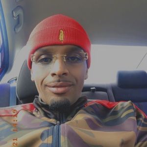 Meet your Posher, Henok